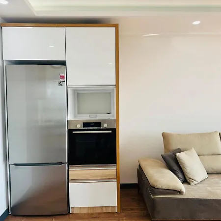 Merkezde 2+1 Rezidans Lueks Apartment Kusadası